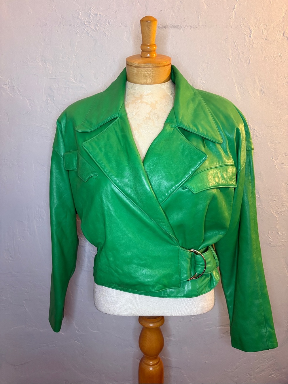 ANDREW MARC green vintage 80’s cropped shoulder pad wrap leather jacket